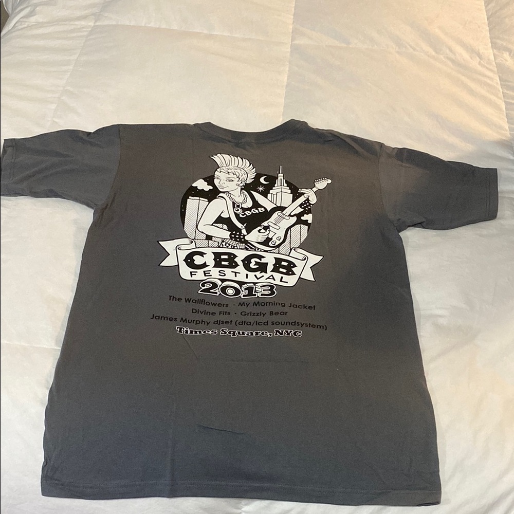 Gray Sleeve Tees for Everyday Comfort